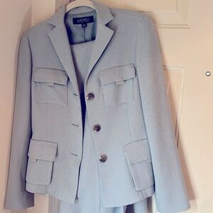 2 piece pants Kasper suit in good condition .